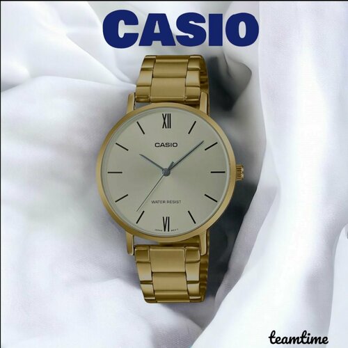 фото Наручные часы casio, белый, золотой