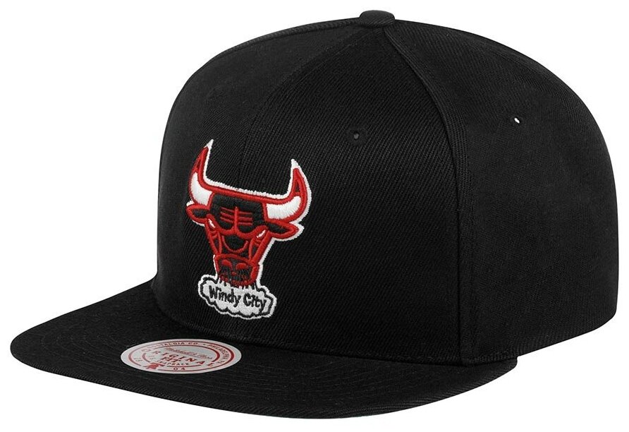 Бейсболка с прямым козырьком MITCHELL NESS 6HSSJS19079-CBUBLCK Chicago Bulls NBA 