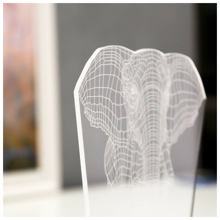 Светильник "Слон" LED белый от сети 9,5х12,5х19см - фотография № 3