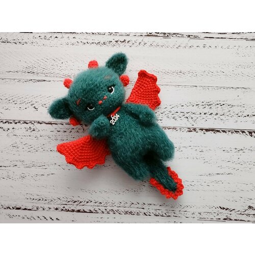 Вязаный дракончик