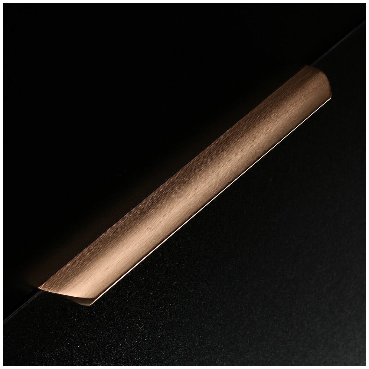Ручка мебельная алюминиевая HEXA 192мм/225мм, брашированное золото - фотография № 4