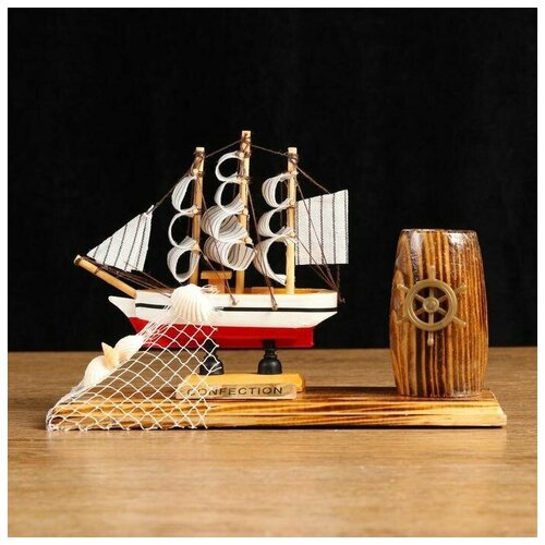 Корабль сувенирный на подставке, с карандашницей 22*7*15см
