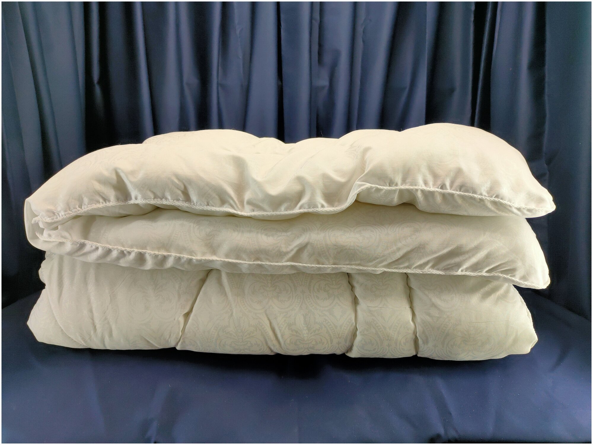Одеяло холлофайбер 1.5 спальное толстое зимнее 140х205 Ажур - фотография № 2