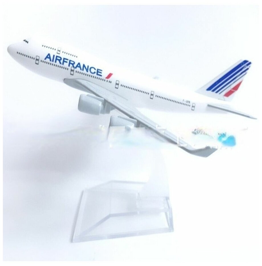 Металлическая модель самолета Boeing 747 Air France