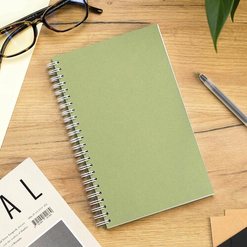 Блокнот 130х210 мм в линейку на пружине сбоку зеленый 40 листов