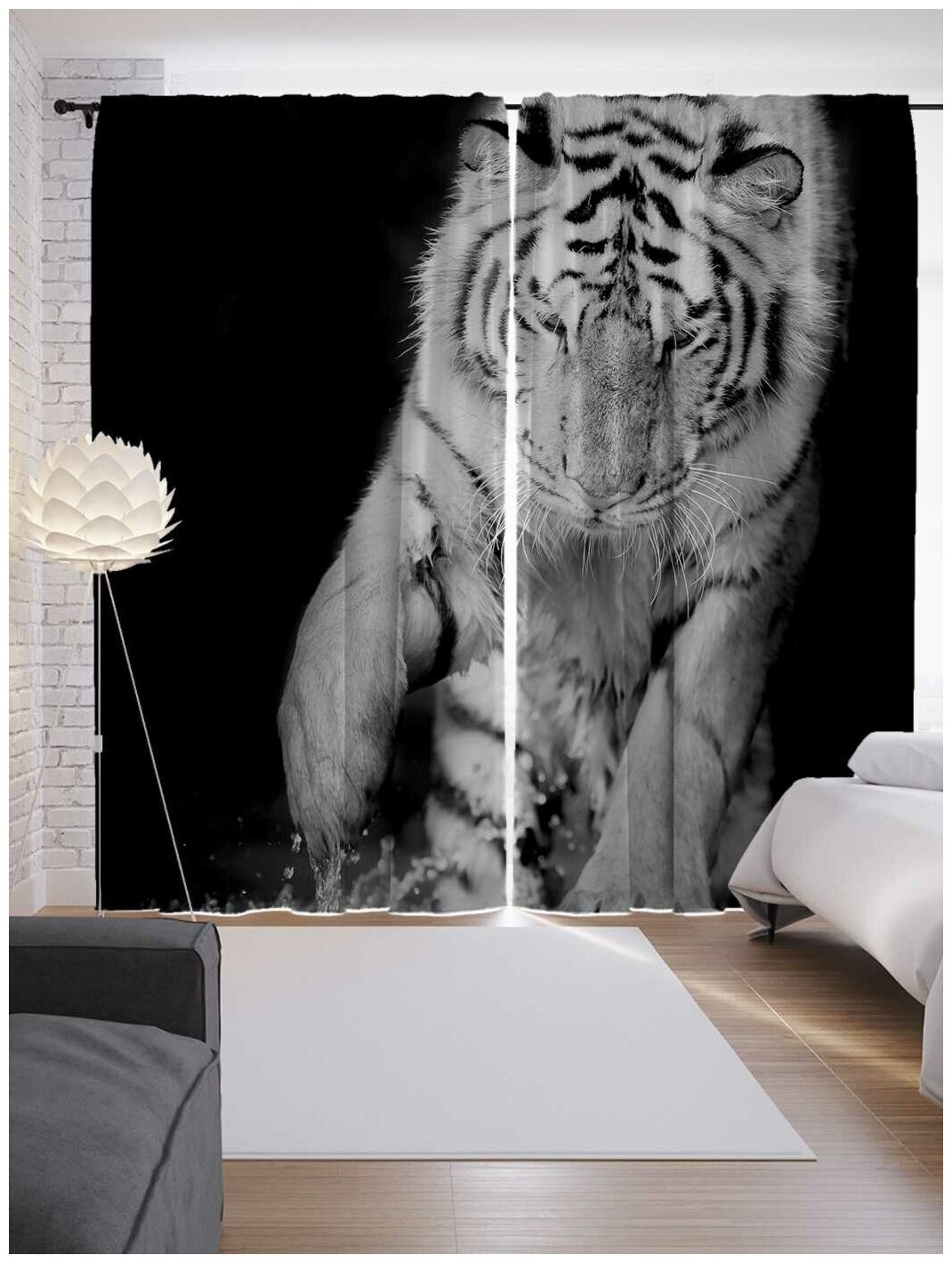 Шторы JoyArty с фотопечатью "Игривый тигр" из сатена, 290х265 см