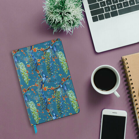 Ежедневник недатированный А5 (138х213 мм), BRAUBERG VISTA, под кожу, гибкий, 136 л, "Peacocks", 112032