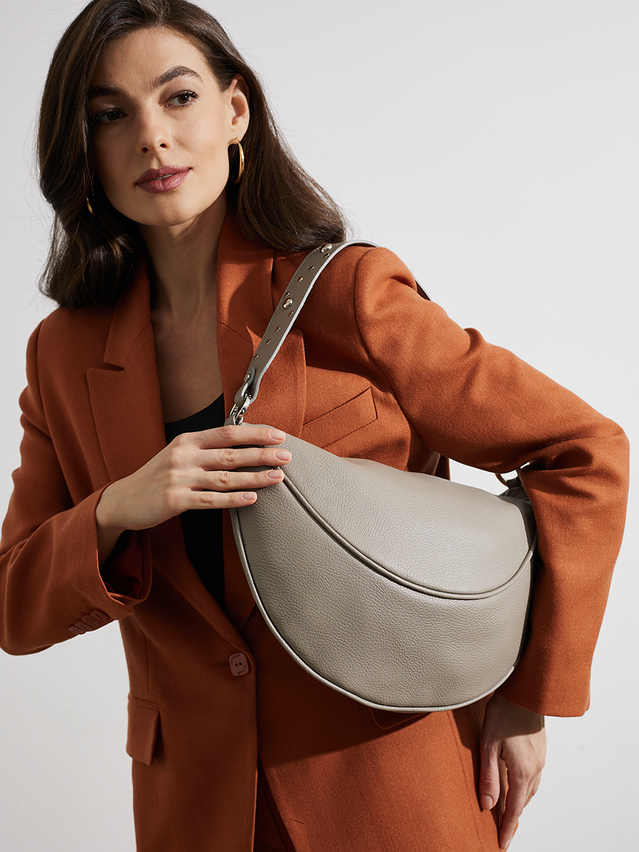 фото Сумка женская хобо AFINA 621 из натуральной кожи в цвете лед