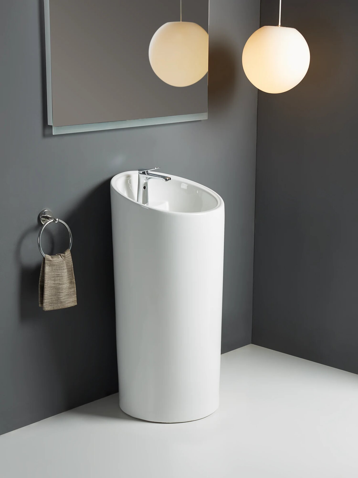 Раковина напольная WeltWasser WW LEERBACH 4546 GL-WT 45x46 белая глянцевая