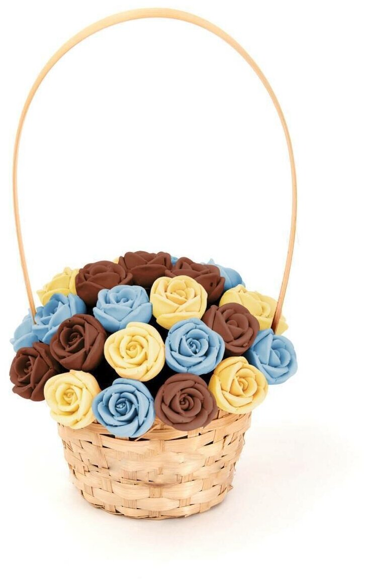 Корзинка из 27 шоколадных роз CHOCO STORY - Голубой, Желтый и Шоколадный микс из Молочного шоколада, 324 гр. K27-GJSH