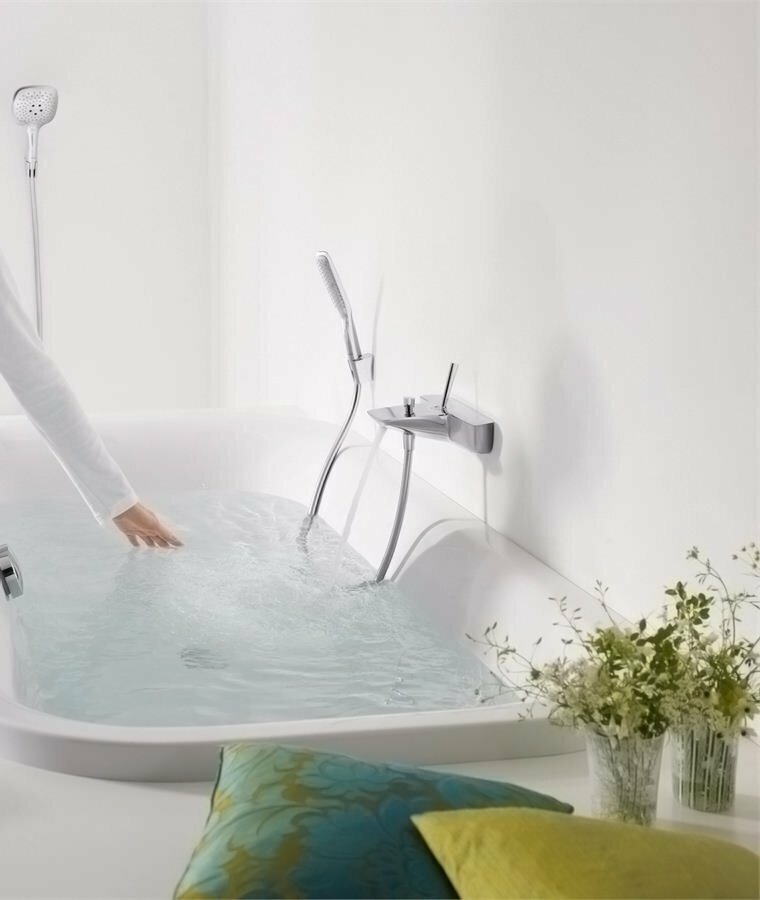 Смеситель белый Hansgrohe - фото №15