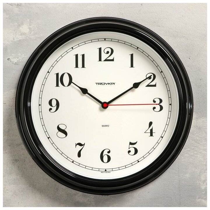 Часы настенные серия: Классика плавный ход d 31 см черные