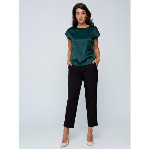 Блуза  IHOMELUX, классический стиль, свободный силуэт, короткий рукав, однотонная, размер 62, зеленый