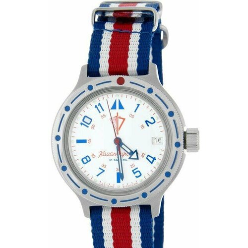 фото Наручные часы восток, серебряный