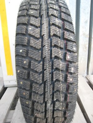 195/70 R15C Viatti Vettore Inverno V-524 104/102R шип.