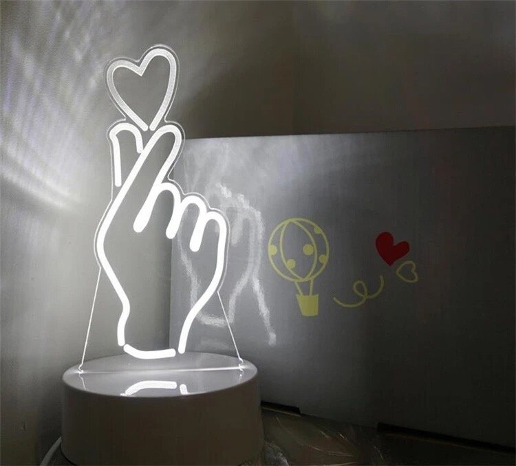 Ночник 3D светодиодный на подставке USB рука с сердцем - фотография № 12