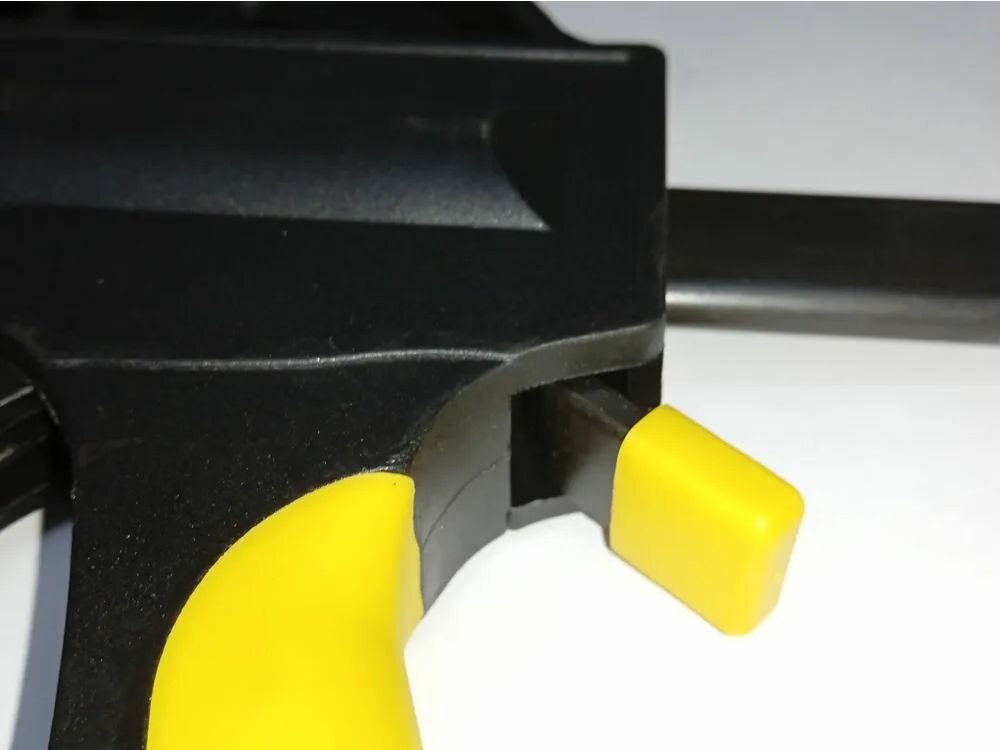 Изображение MAXI TOOL Струбцина зажимная пистолетного типа 300 мм, арт. 89107