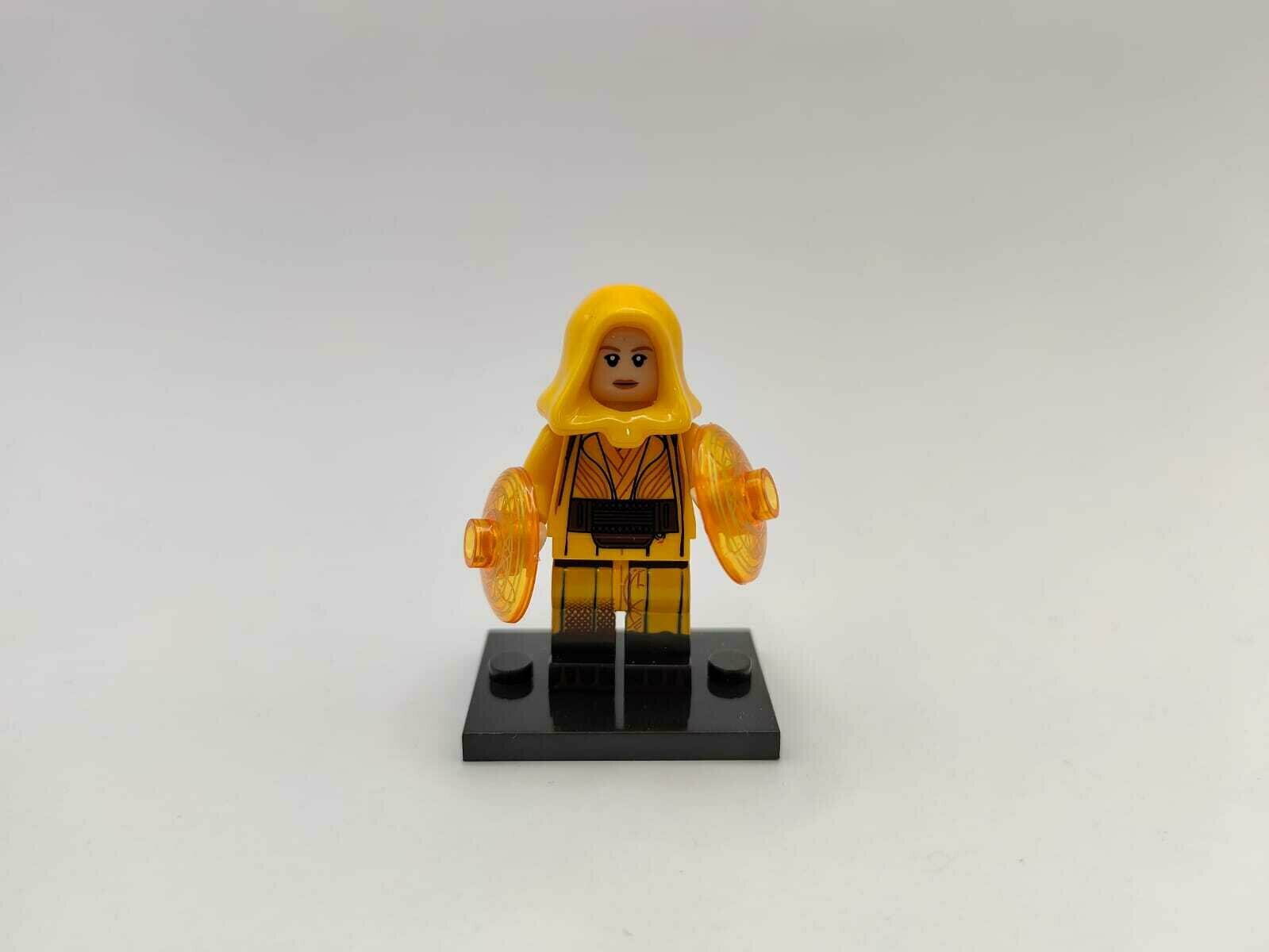 Минифигурка "Древняя", фигурка наставника Доктора Стрэнджа, верховный чародей из вселенной Marvel — фото 1