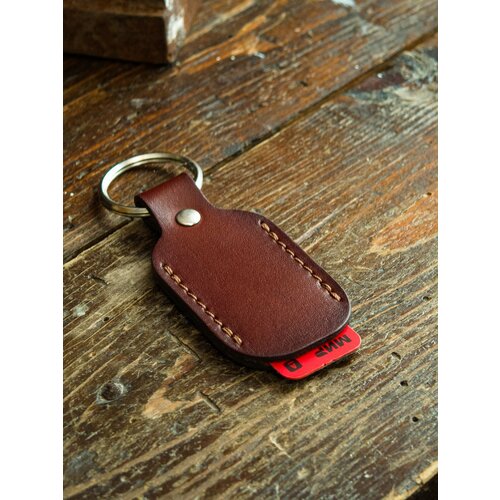 Брелок SAFFA, гладкая фактура, коричневый
