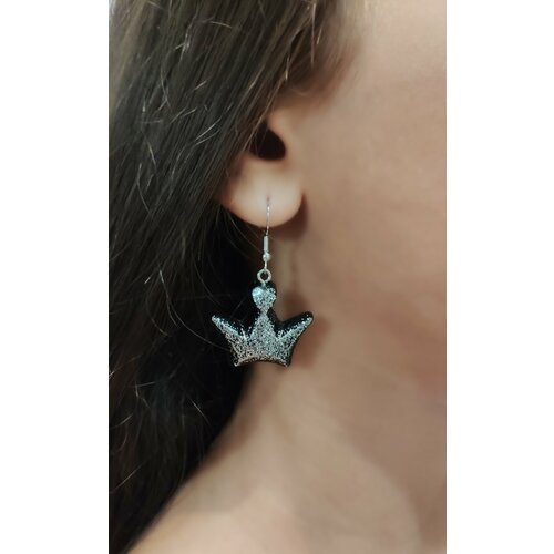 Серьги с подвесками , эпоксидная смола, размер 45 мм, черный, серебряный