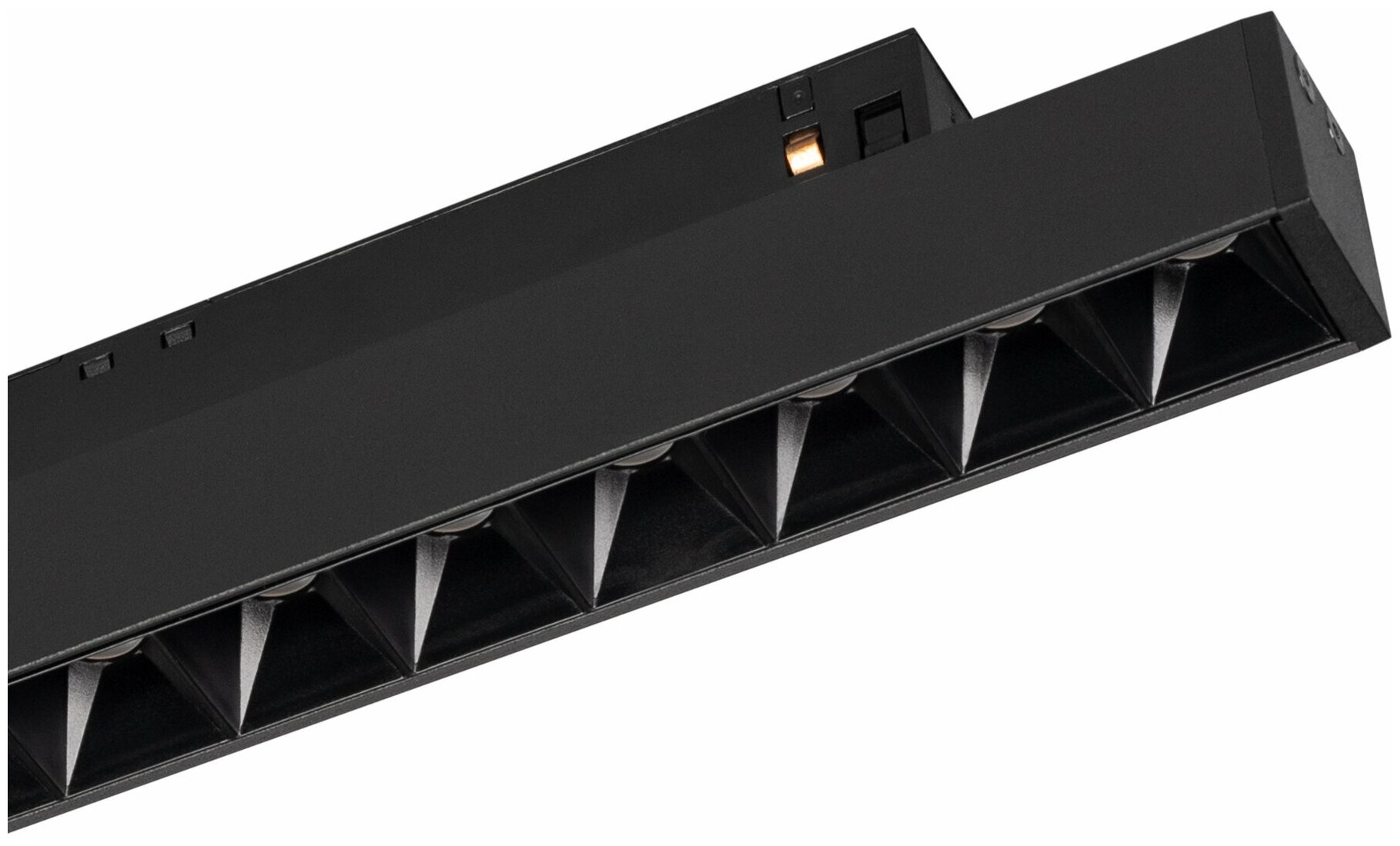 Трековый светодиодный светильник для магнитного шинопровода Arlight Mag-Orient-Laser-L235-8W Warm3000 / - фото №1