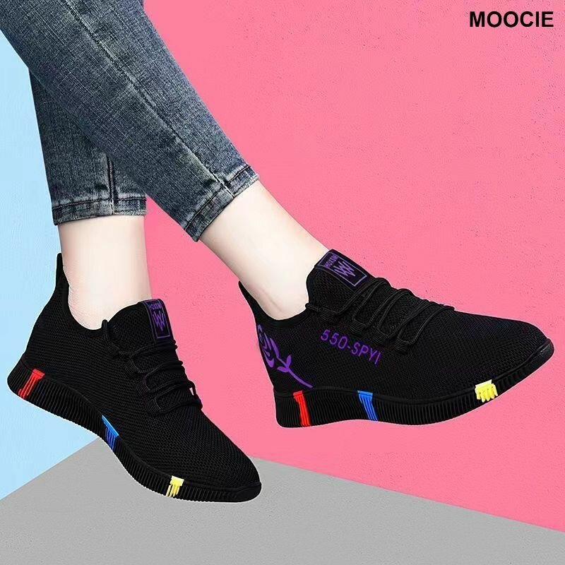 Топ спортивный MOOCIE