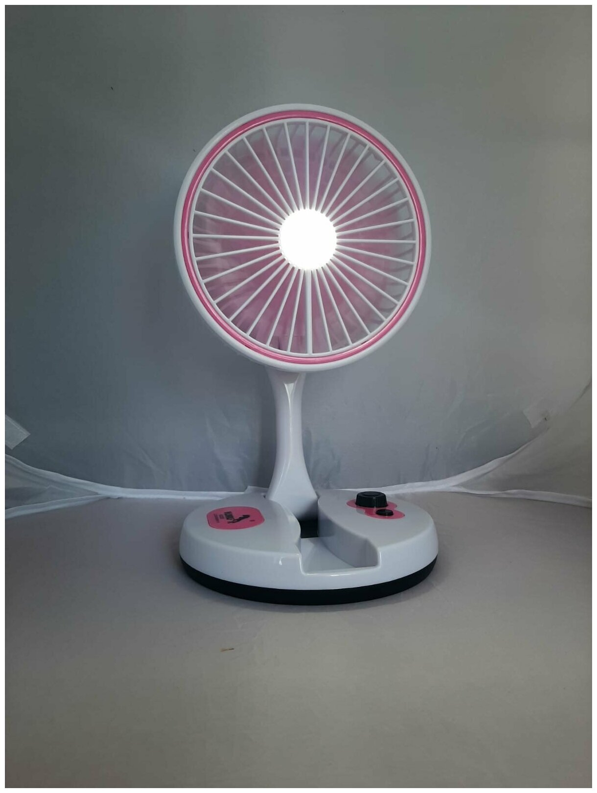 Настольный вентилятор Foldind Fan YT-M2026 Pink Folding Fan - фото №6