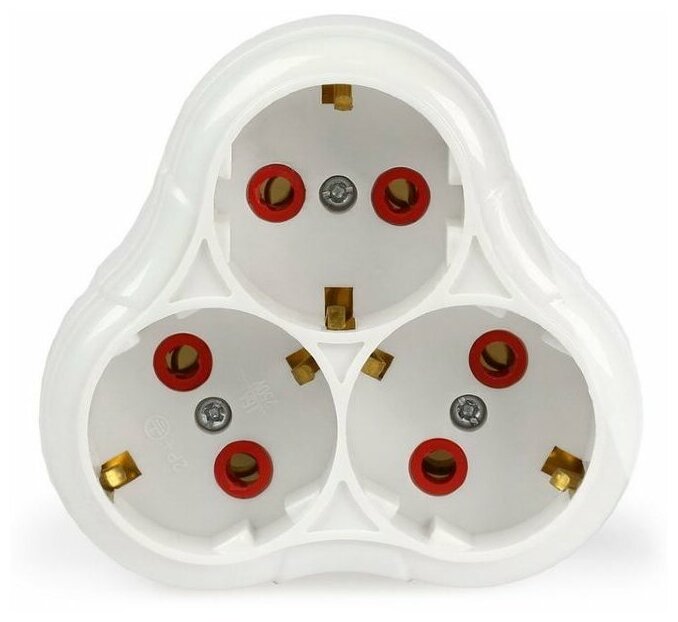 Разветвитель 3 гнезда с/з круглый белый Smartbuy SBE-16-A01-3z