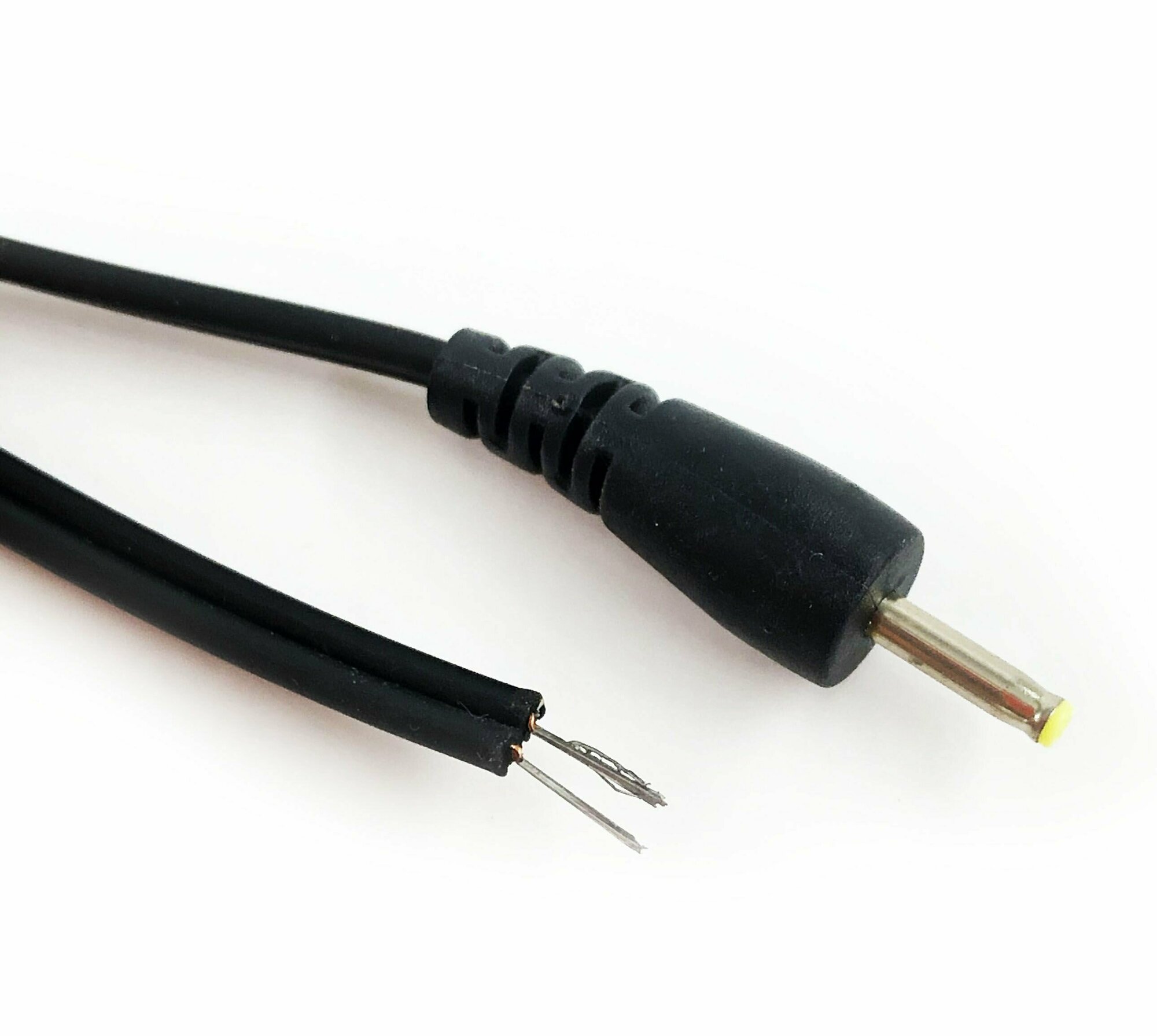 Шнур питания с разъемом DC 2.5x0.7 мм штекер (1.8 метра) — фото 1