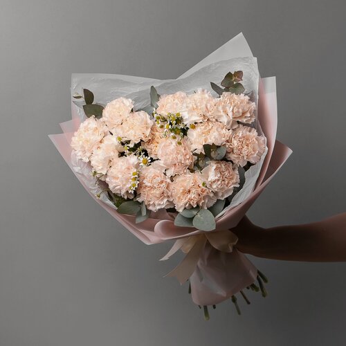 Изображение товара Букет цветов "Кремовые Диантусы" в коробке и аквабоксе от "Простоцветы"