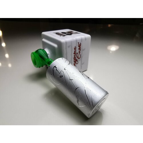 Амурный Енот Гельлак для ногтей Неоновый зеленый №30, 10 мл (Амурный Енот)