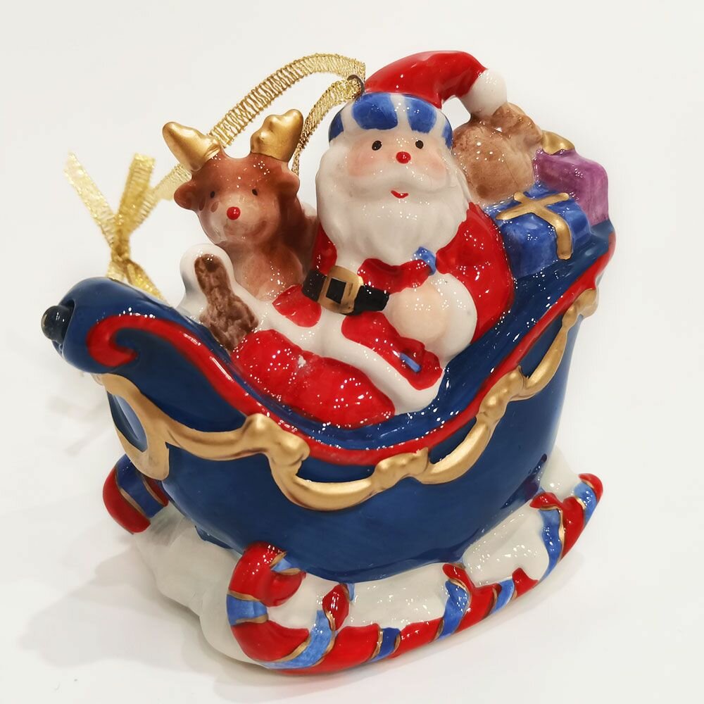 Елочное украшение Дед Мороз на санях. Музыкальное, с подсветкой. Фарфор. 10 см. Cosmos Gifts