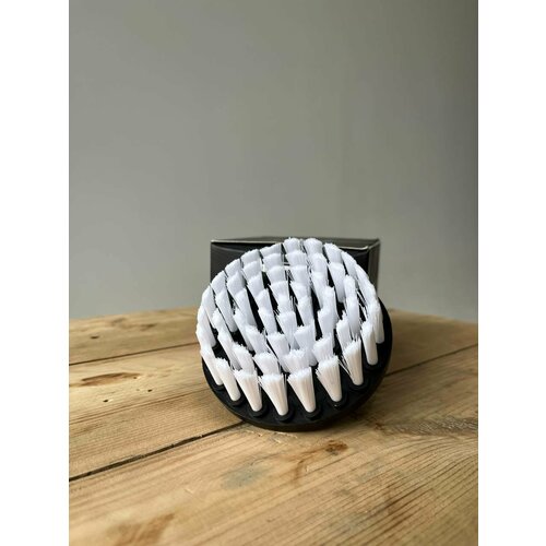 Щетка для ковров Glosswork с мягкой щетиной и креплением под дрель