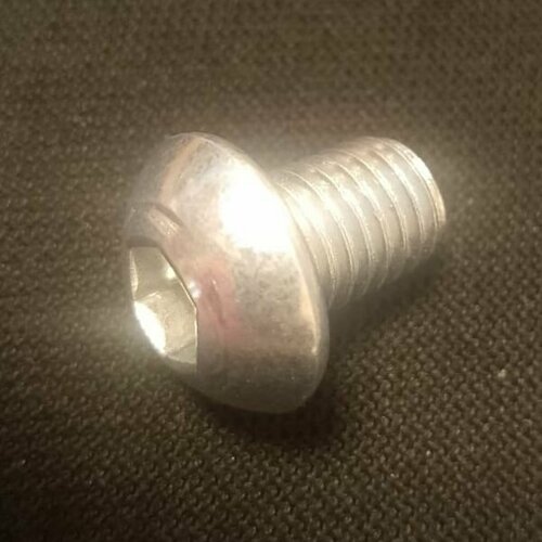 Винт М12х16 с полукруглой головкой и внутренним шестигранником 10шт 870₽