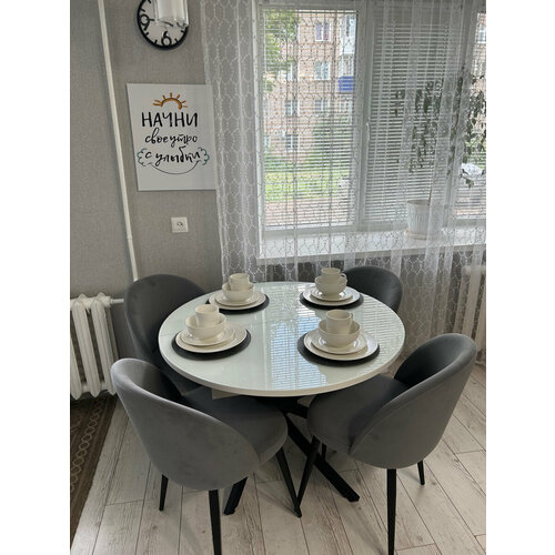 Стол на кухню, норд, черные ножки