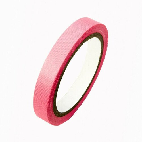 Клейкая лента студийный тейп розового цвета 15 мм х 25 м Fotokvant GP-1525 Pink gaffer tape