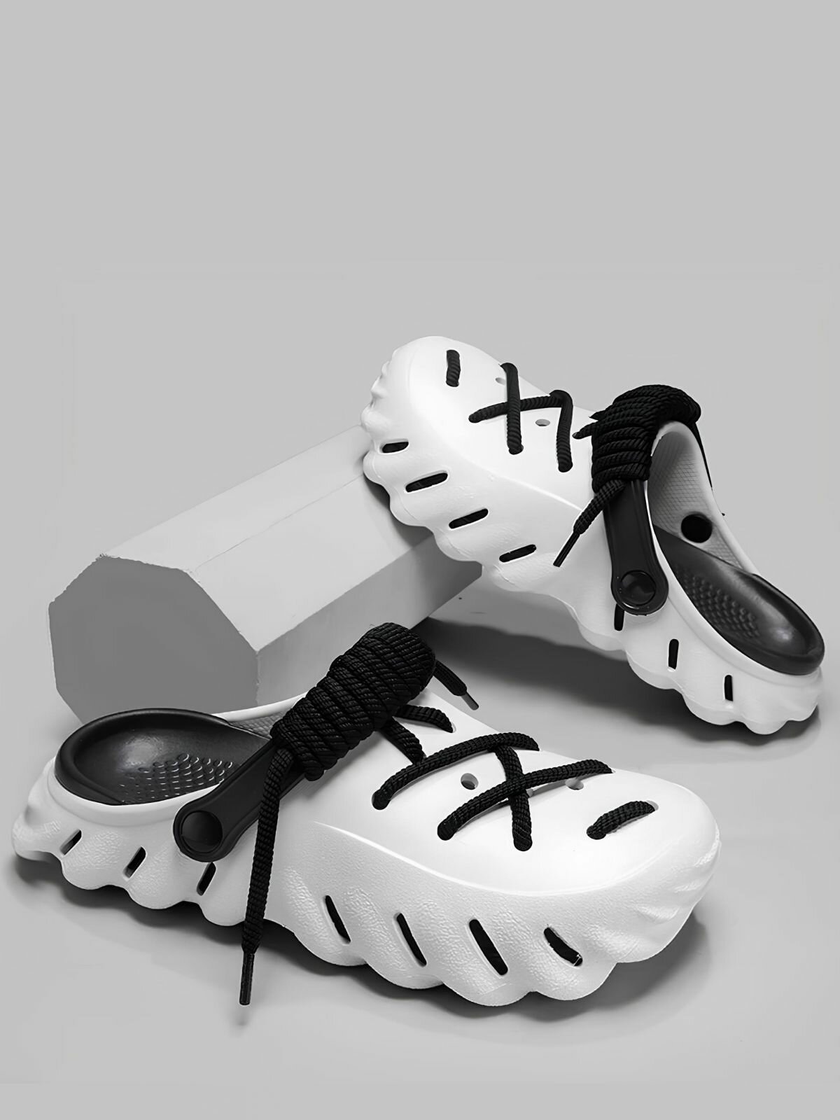 Сабо Cosy Stride  размер 44 45  белый