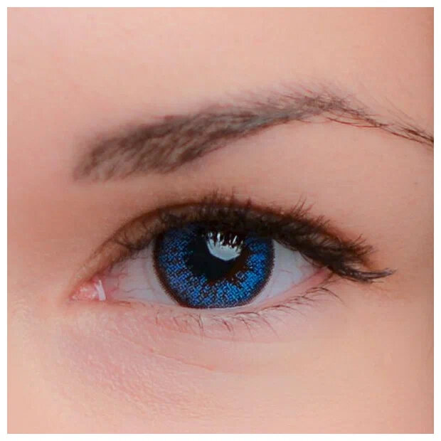 Цветные контактные линзы EOS 211 Blue на 1 год с диоптриями -1.5 / 14.0 / 8.6, Синие, 2 шт.
