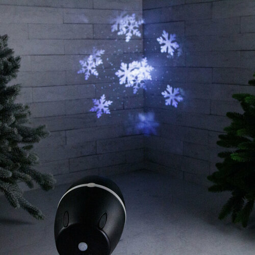 Kaemingk Новогодний уличный проектор Снежная Вьюга, холодный белый свет, 25 м2, таймер, IP44 494539
