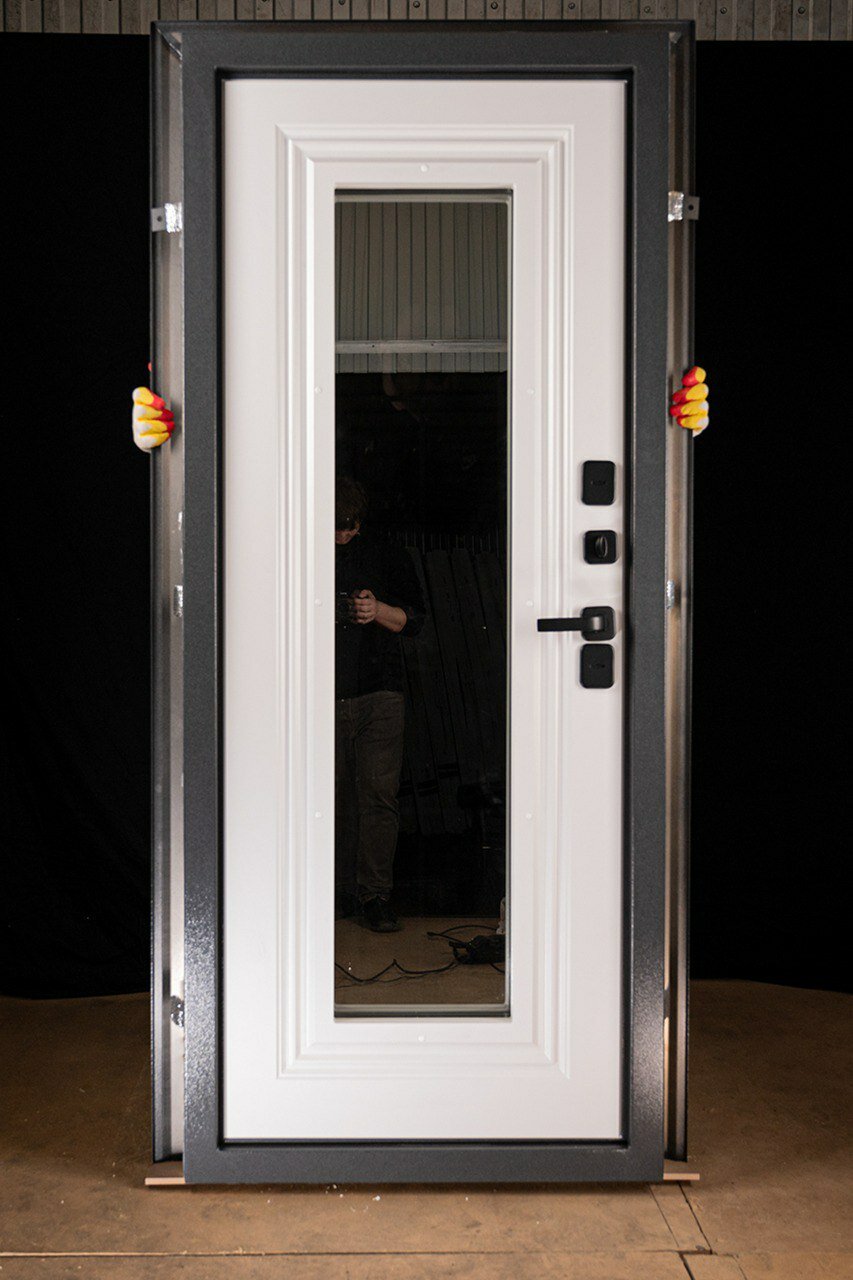 Входная дверь со стеклопакетом МЕТ/МДФ Каталея с терморазрывом, 860x2050мм, Букле графит/Силк сноу. Левая. - фотография № 4