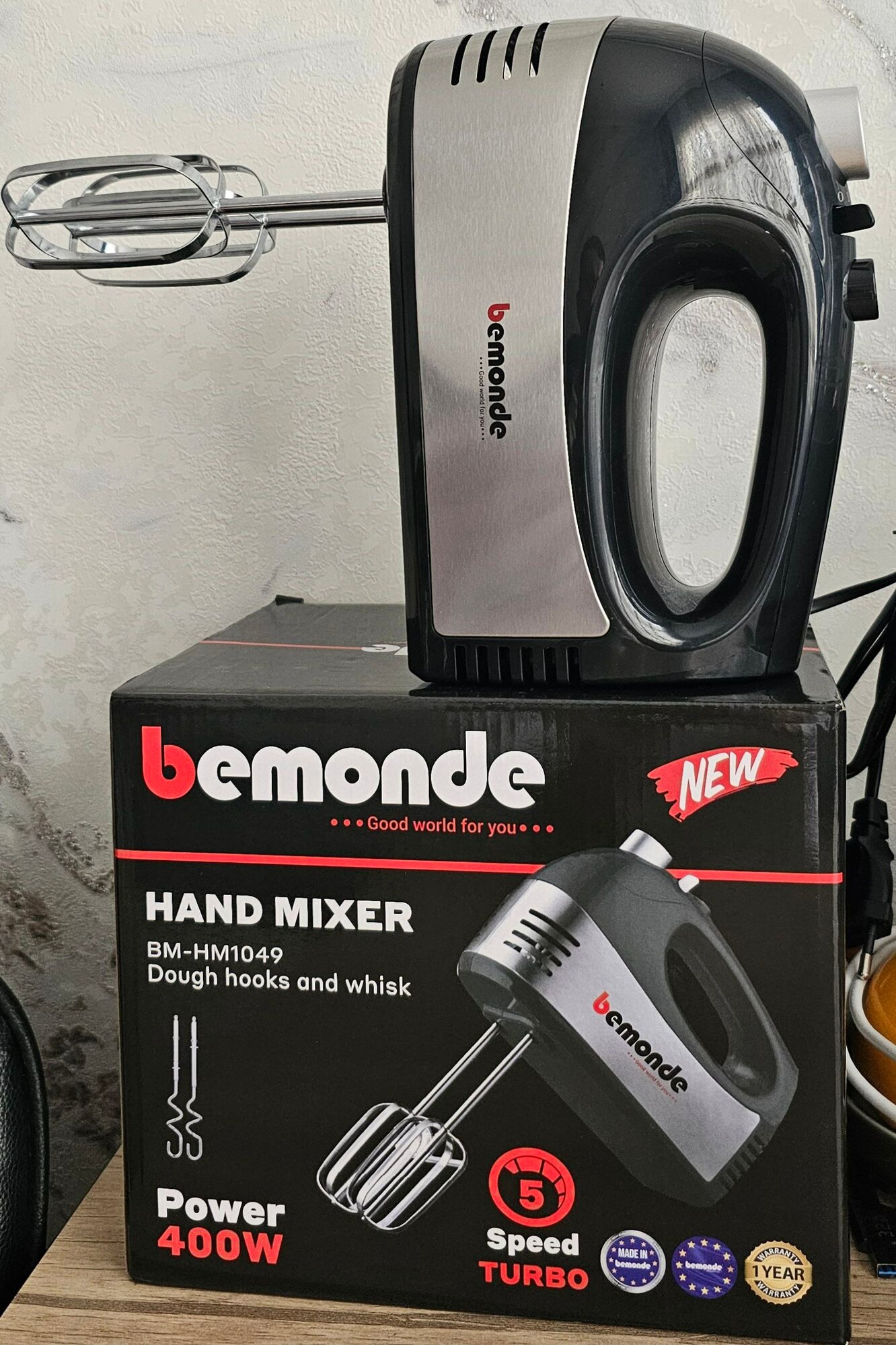 Миксер ручной Bemonde BM-HM1049, 5 скоростей+Турбо, 400Мошносты