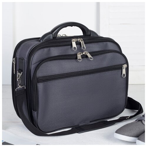 Кейс мужской, 2 отдела на молниях, 2 наружных кармана, длинный ремень, цвет серый. В наборе 1шт.