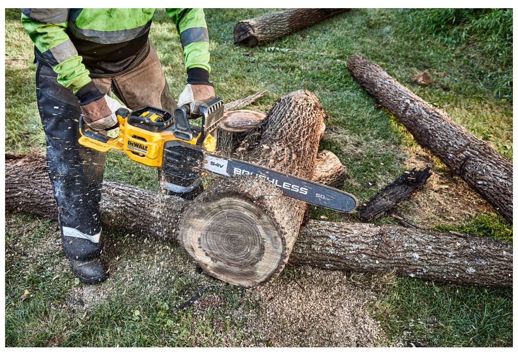 Цепная пила DEWALT DCMCS575N, 54 В, 50 см - фото №4