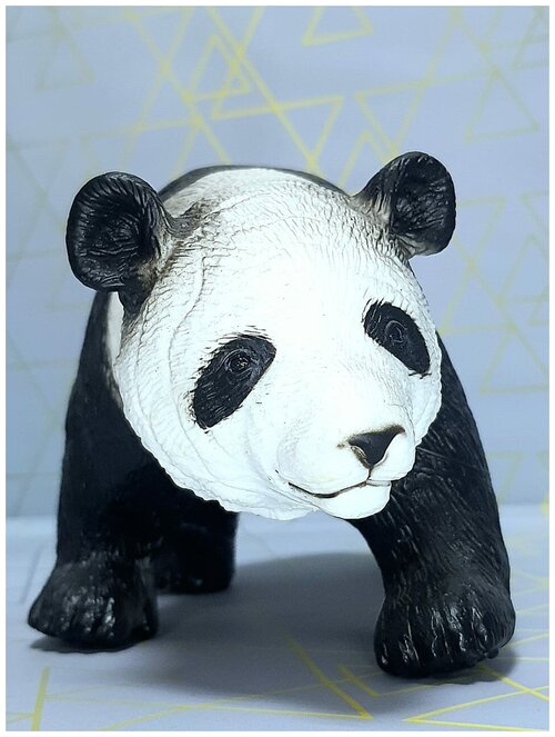 Панда реалистичная игрушка - фигурка резиновая, серия Животные
