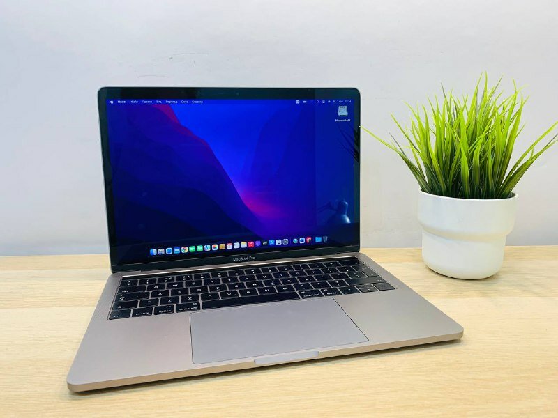 Apple MacBook Pro 13 2016. Intel Core I5 2,9 Ггц 2 ядра 4 потока / 8 ГБ LPDDR3 / Intel Iris Graphics 550 / 256 ГБ SSD C02SYZC0GTFJ