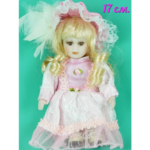 кукла фарфоровая интерьерная 17 см Кукла фарфоровая интерьерная 17 см.