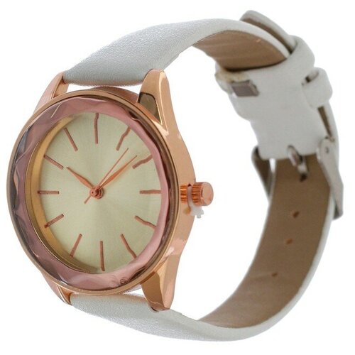 фото Наручные часы сима-ленд часы наручные женские "пиатерра", циферблат d:3.3 см, белые, белый, золотой