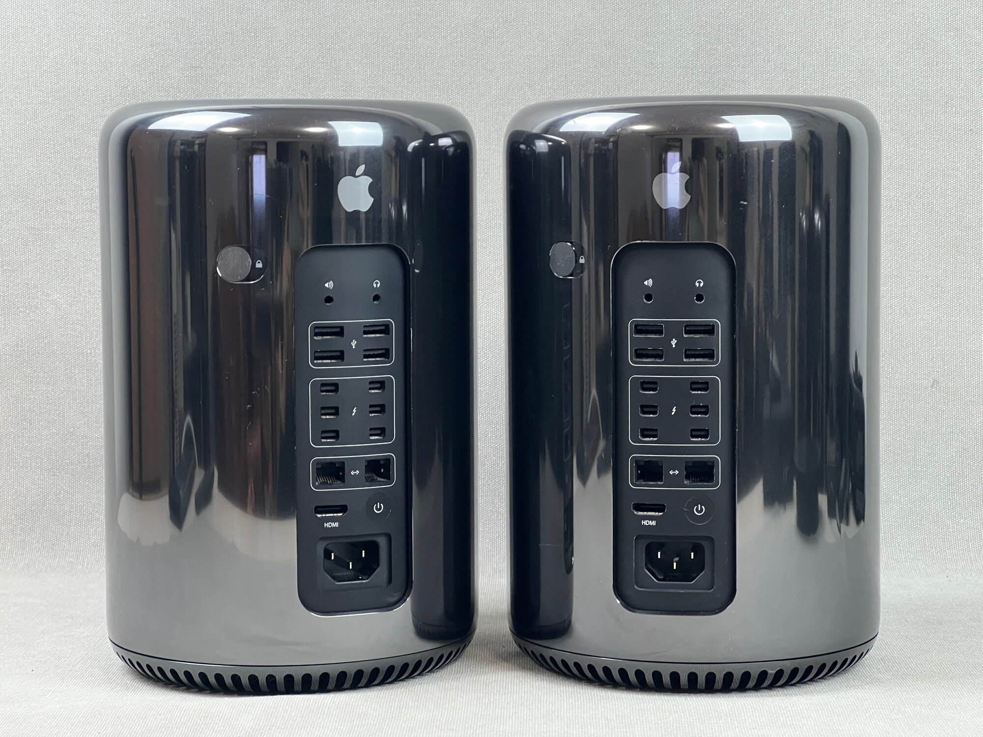 Mac Pro 6.1, Xeon 2.7GHz (12-Core), 2xD700, 32Gb RAM, SSD 500Gb