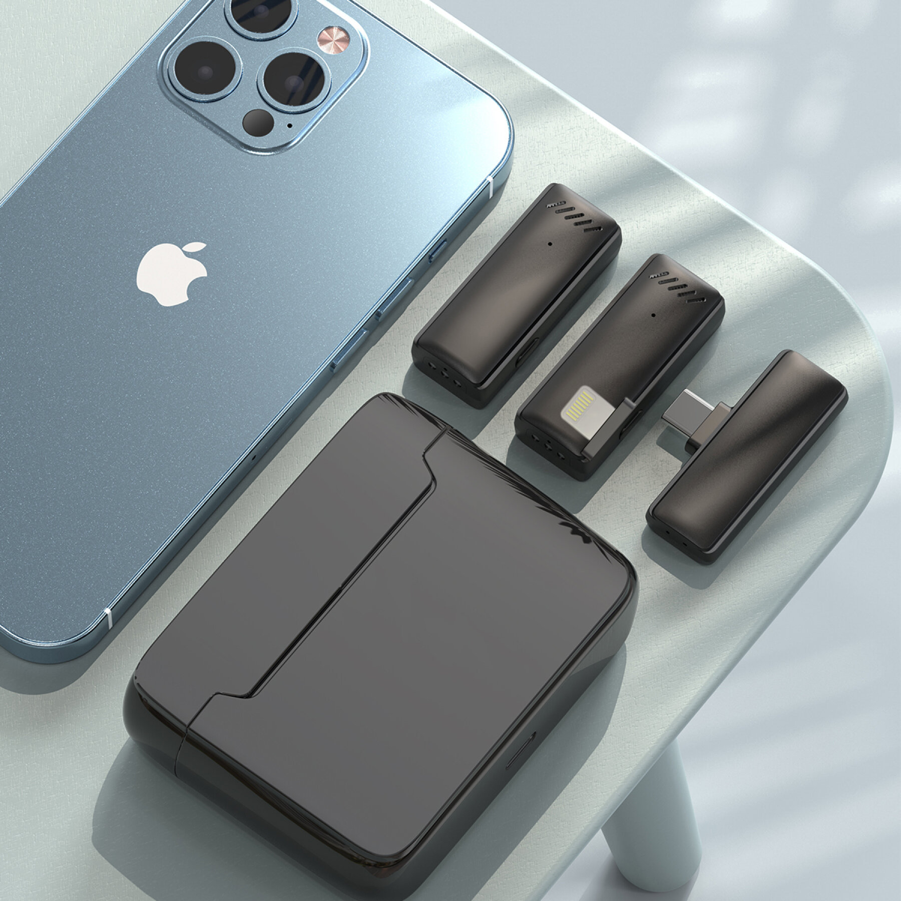 ΠΠΎΠΌΠΏΠ»Π΅ΠΊΡΠ°ΡΠΈΡ ΠΌΠΈΠΊΡΠΎΡΠΎΠ½Π°: ΡΠ΅Ρ
ΠΎΠ», ΠΊΠ°Π±Π΅Π»ΠΈ USB-C ΠΈ Lightning