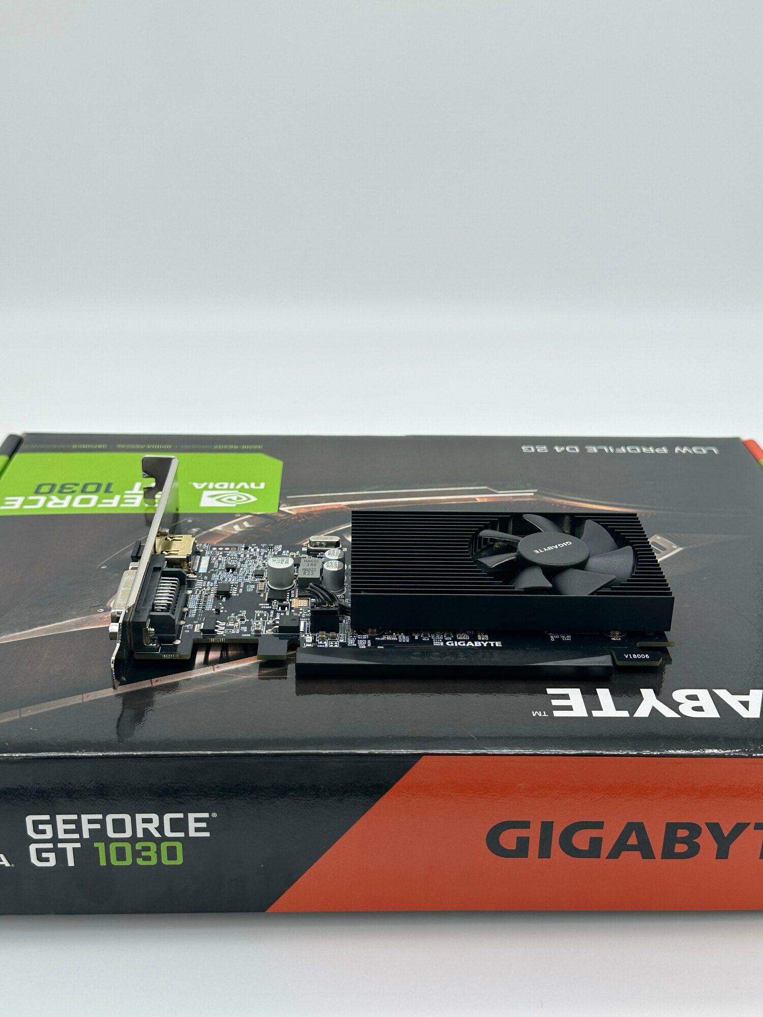 Видеокарта GIGABYTE nVidia GeForce GT 1030 , , 2Гб, DDR4, Low Profile, Ret - фото №5